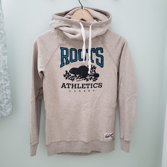 3/$30 Roots cowl neck hoodie - Picture 1 of 5
